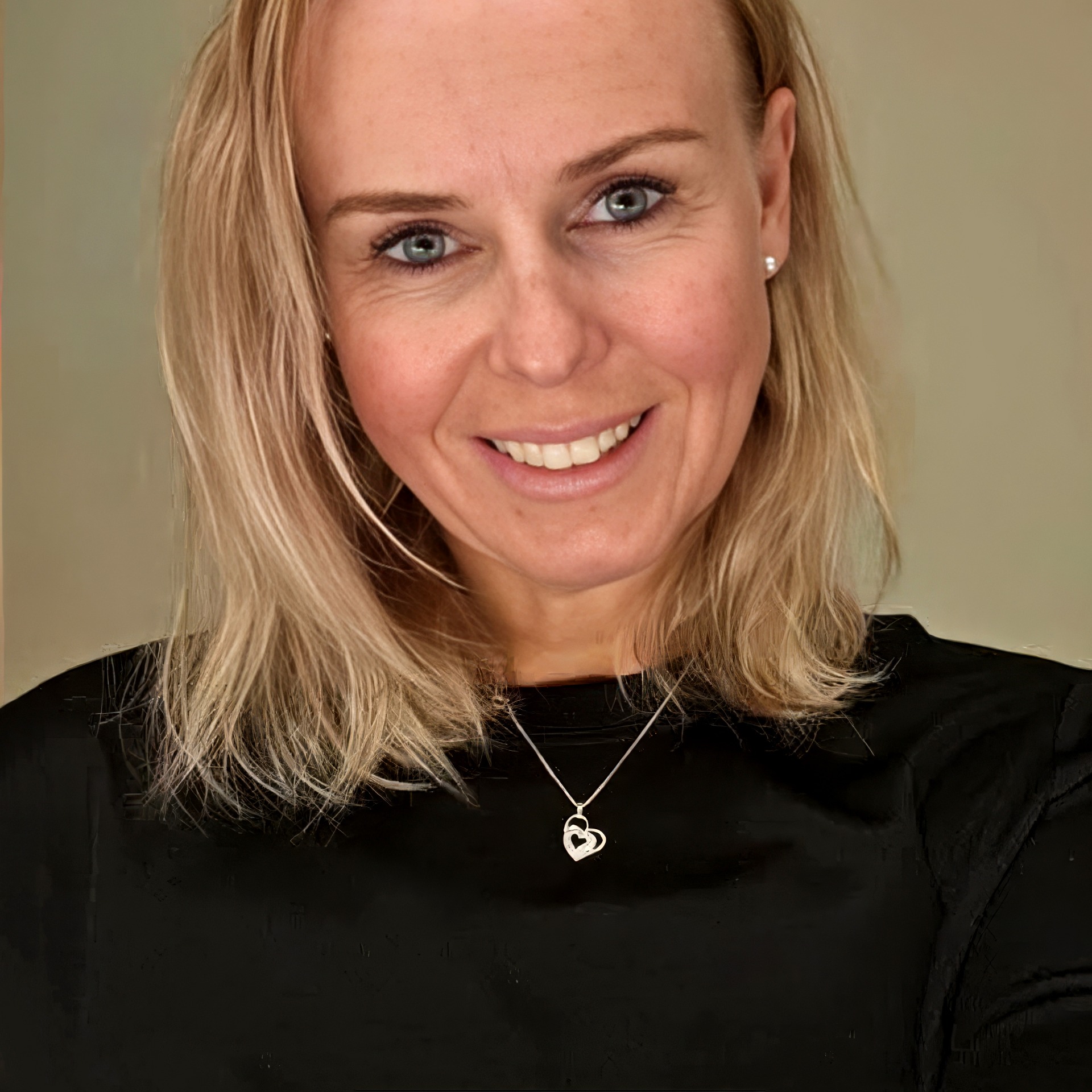  Thea Anette Stenersen